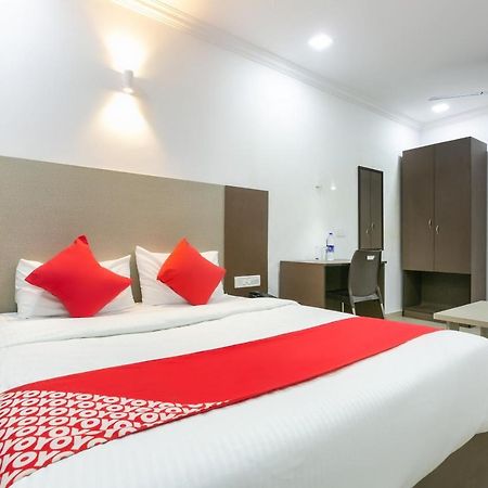 Collection O 74412 Ardaas Residency Hotel Mumbai Exterior foto