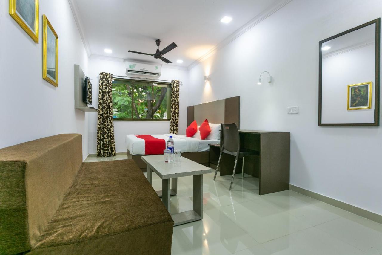 Collection O 74412 Ardaas Residency Hotel Mumbai Exterior foto